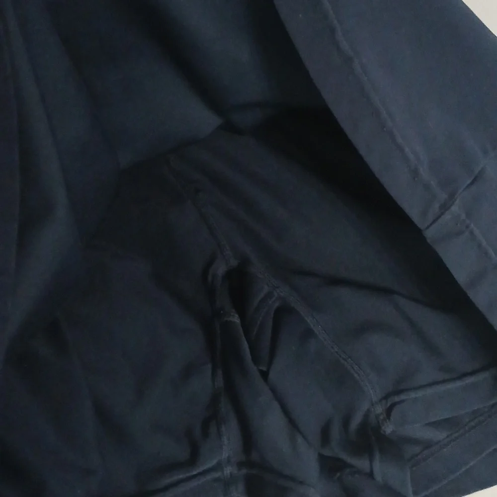 Marine blue Nike skort, Large size, pre-owned excellent conditions